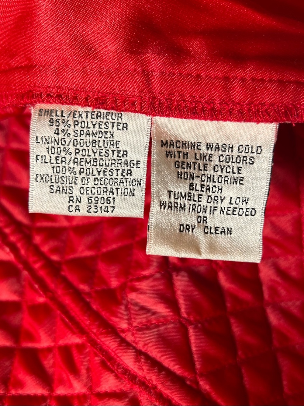 Talbots Petites Red Quilted
Jacket LP - Picture 15 of 15
